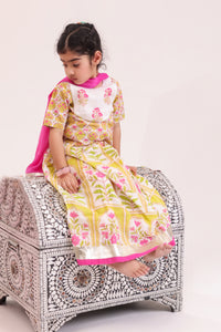 Girls Pink & Green Mughal Print Lehenga with Blouse & Dupatta