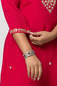 Women Fuchsia Hand Embroidered Mulmul Kurti with Pant and Chanderi Dupatta