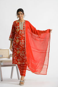 Women Red Floral Kurta With Pant And Chanderi Dupatta