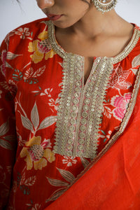 Women Red Floral Kurta With Pant And Chanderi Dupatta