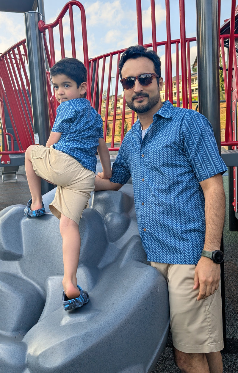 Men's Indigo Geometric Half Sleeve Shirt